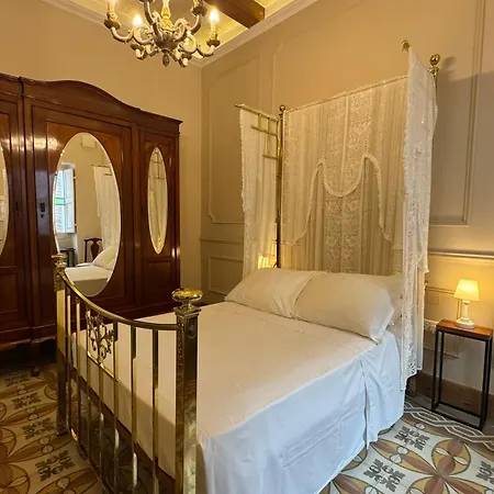 Monreal Boutique Townhouse - R024rm4